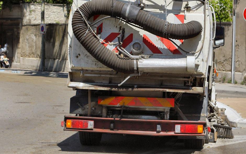 camion pompage assainissement Montrouge